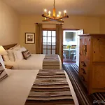 Chimayo De Hotel